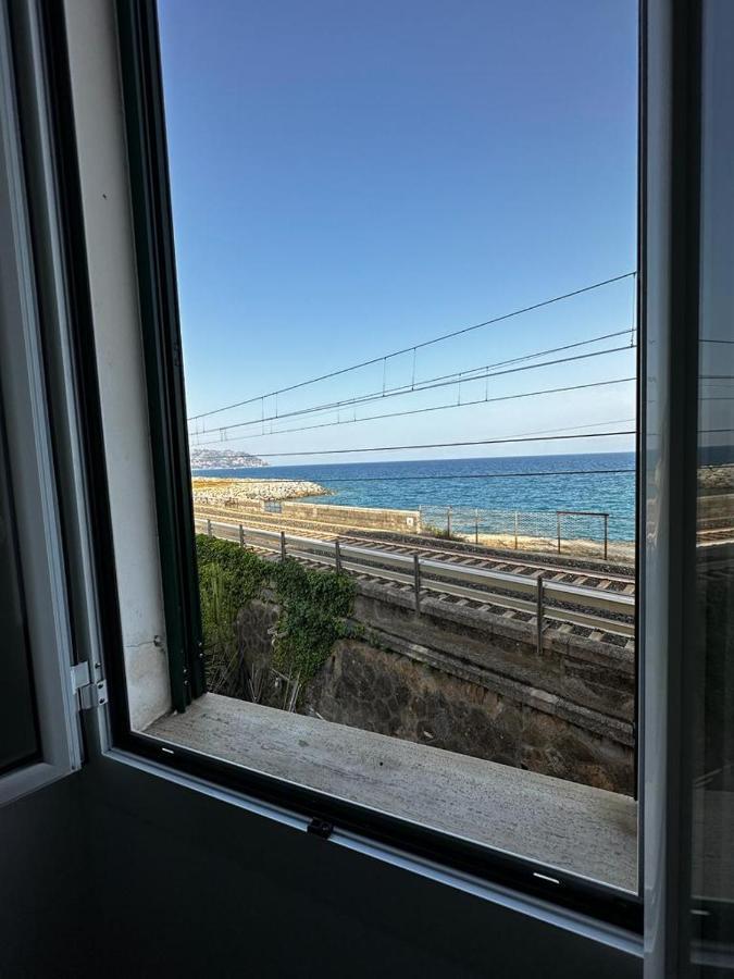 Апартаменты La Via Sul Mare Бордигера Экстерьер фото