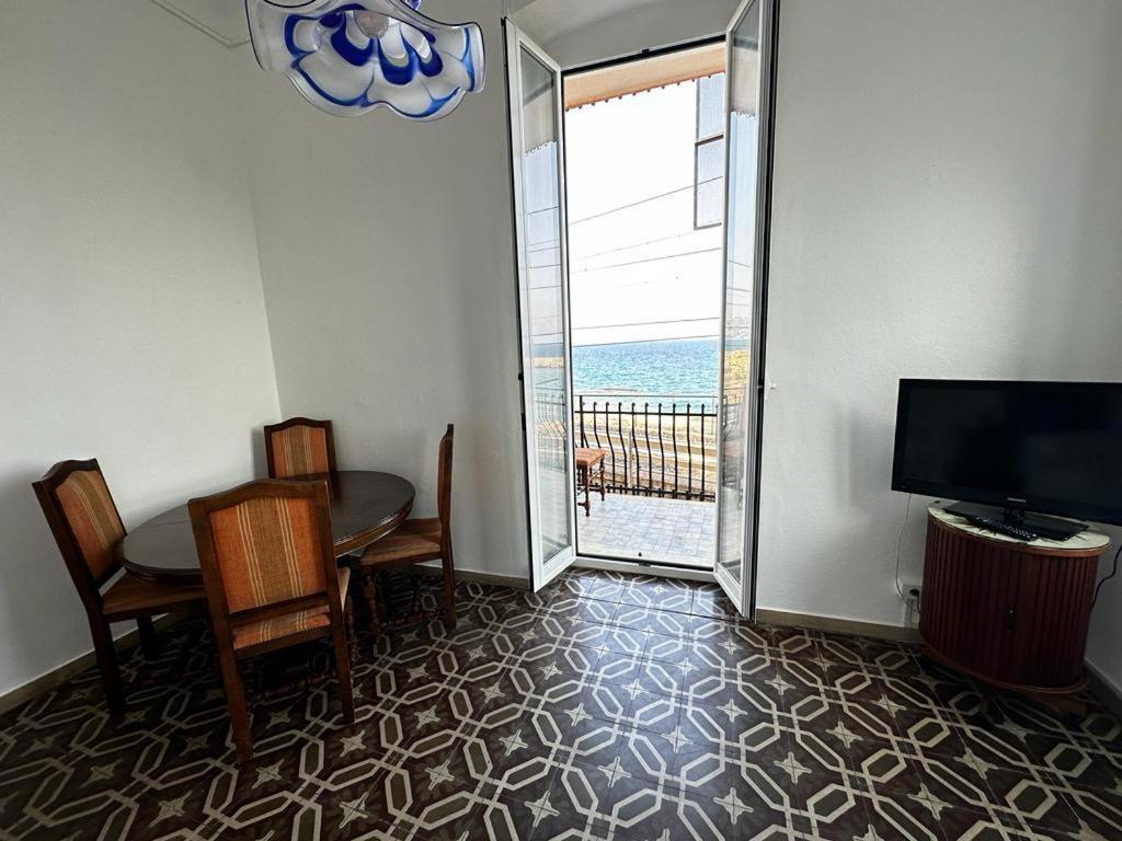 Апартаменты La Via Sul Mare Бордигера Экстерьер фото
